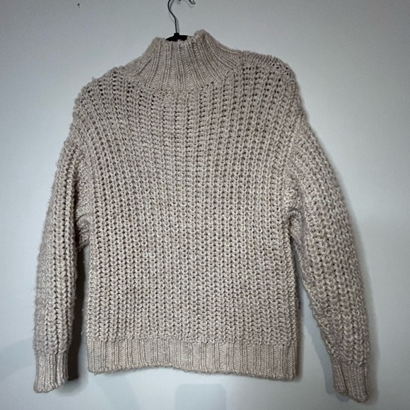 Universal Thread chunky oatmeal knit sweater with mock turtleneck, size XS‎ - Picture 3 of 7